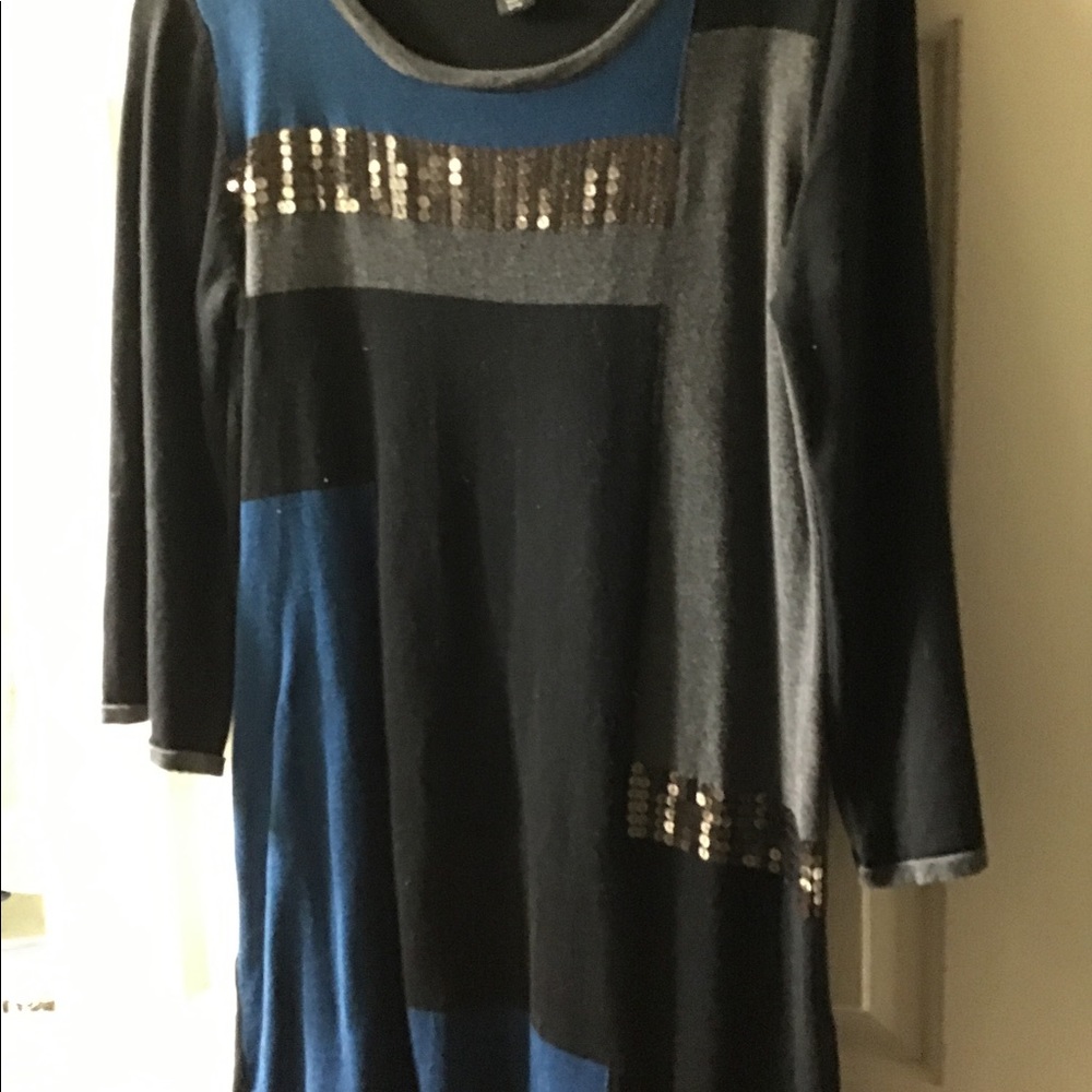 Long shirt to wear over leggings